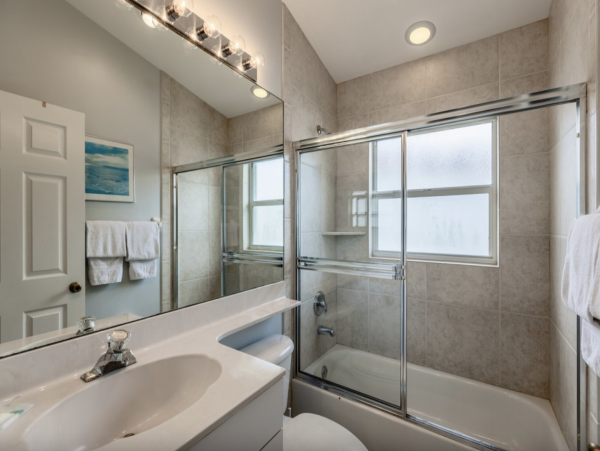 Marco Island 5 Bedroom Home with Guest House Walk to Beach